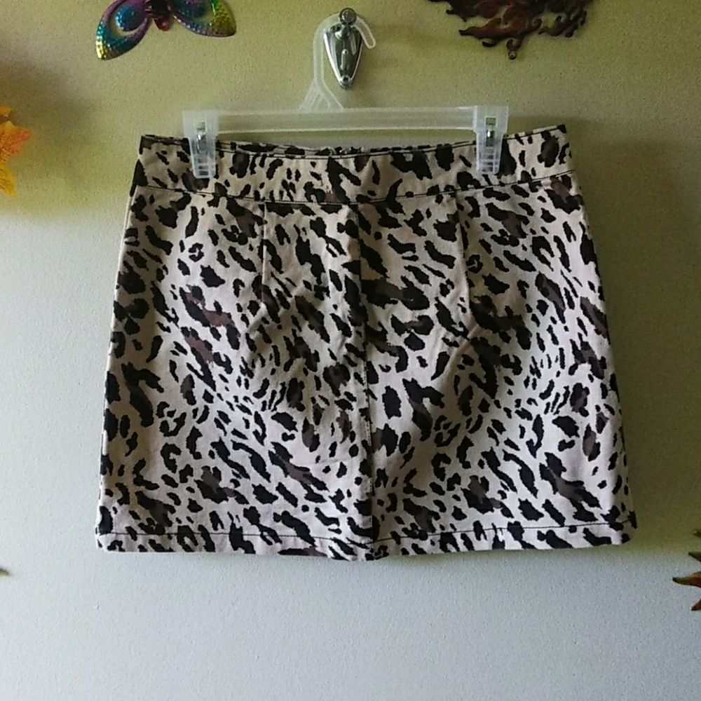 Forever 21 animal print (cheetah? Leopard?)😎☺️